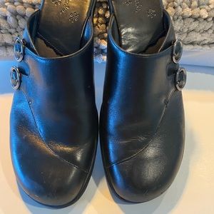 CLARKS WOMEN SLIDE BLACK SIZE 8M